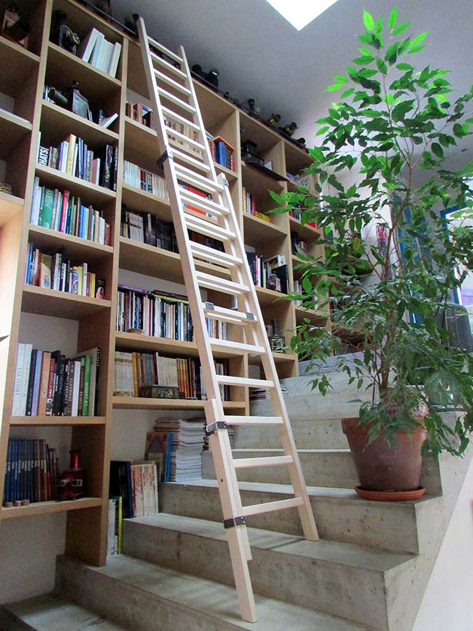 Bibliotheque-bois-massif-echelle-escalier-Albi-2